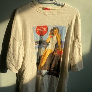 Vintage Coke beach girl tee